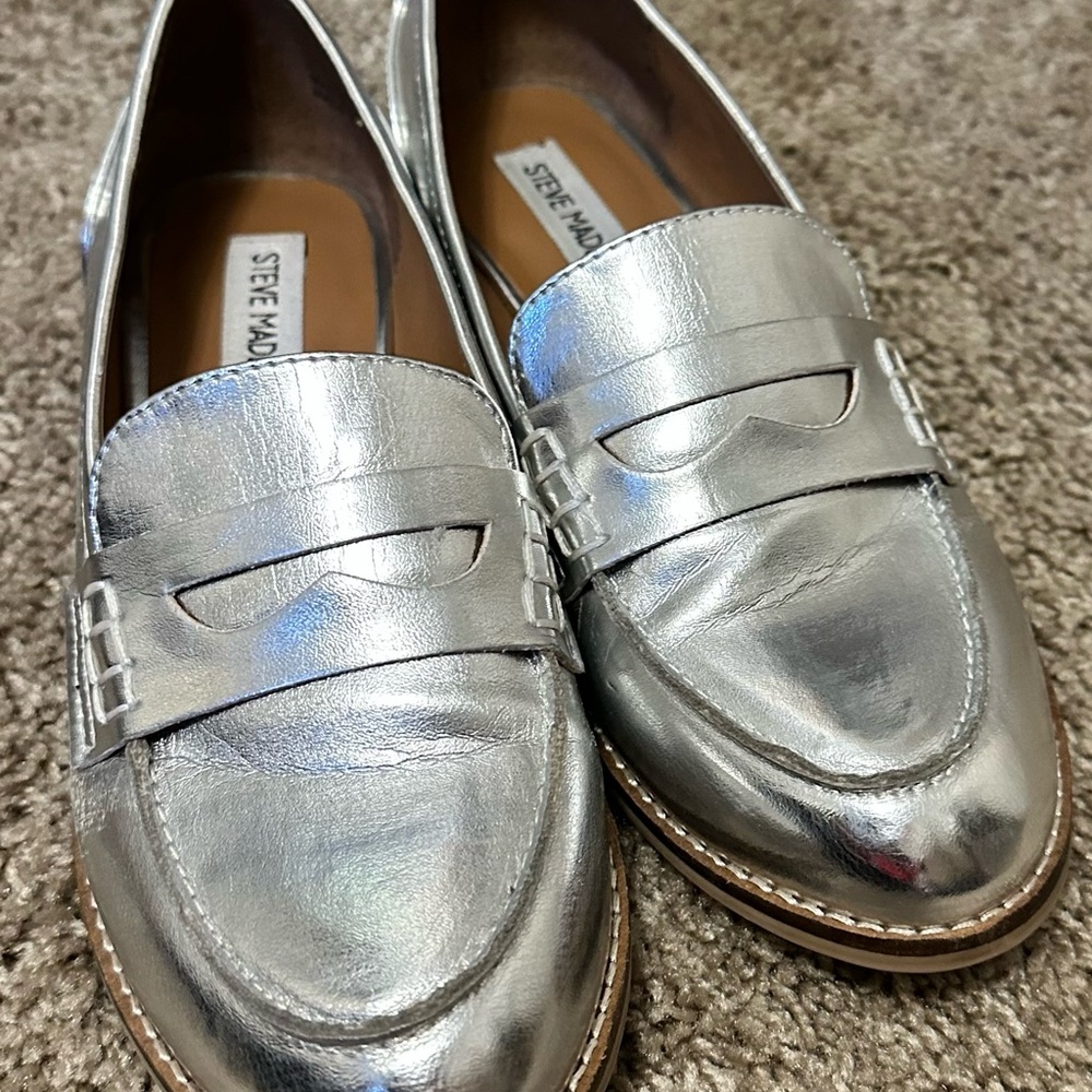 Steve Madden Metallic Silver Loafers